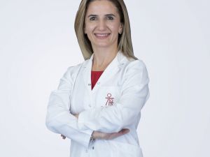 Yaz mevsiminde kuruyan cildinizi sonbaharda hyalüronik asitle nemlendirin