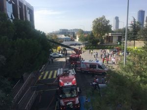 Kartal’da deprem anında yangın müdahale ve kurtarma tatbikatı yapıldı