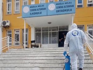 Büyükşehirden okul ve servis araçlarına dezenfekte
