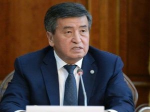 Kırgızistan Cumhurbaşkanı Ceenbekov, Başbakan Boronov’un istifasını onayladı