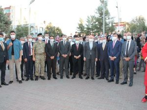 Bakan Karaismailoğlu Midyat’ta incelemelerde bulundu