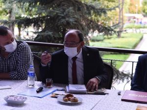 Ankara Kent Konseyi görüntü kirliliğini masaya yatırdı