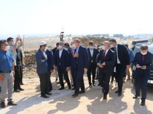 Bakan Soylu, Sakarya’da saldırıya uğrayan işçileri memleketlerinde ziyaret etti