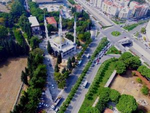 Yunusemre Belediye Meydan Projesinde çalışmalar yoğunlaştı