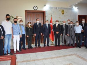 MHP Aydın İl yönetimi Kuşadası’nda ziyaretlerde bulundu