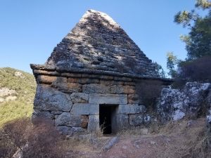 Yıllarca türbe sanıldı, mitolojik bir savaşçıya ait olduğu ortaya çıktı