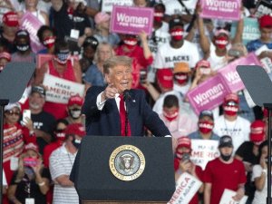 Trump’tan korona virüs sonrası ilk miting