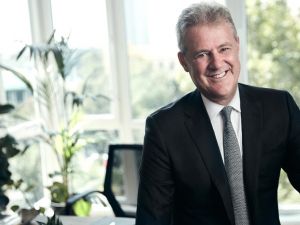 İZTO’dan “Buradayım Öğretmenim” kampanyası ile öğrencilere tablet desteği