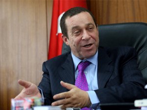 Serdar Denktaş DP ile tüm bağlarını kopardı