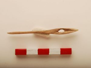 Dokumacılıkta kullanılan 8 bin 600 yıl öncesine ait kemik iğne ve ağırşaklar bulundu