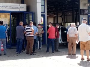 Araç muayenesinde sosyal mesafe yok oldu