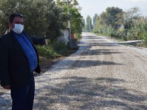 Yunusemre’nin 2 mahallesinde yol çalışması