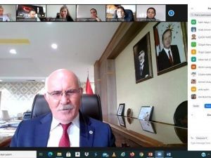 Uşak Üniversitesi Birinci Ar-Ge ve Tasarım Proje Pazarı başladı