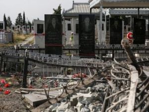 MSB: "Ermenistan’ın işlediği savaş ve insanlık suçlarını tüm dünyaya duyurmaktan geri durmayacağız. Yerleşim yerlerini hedef alan, misket bombası ve fosfor bombası kullanan Ermenistan şimdi de mezarlığa ziyarete gelen s