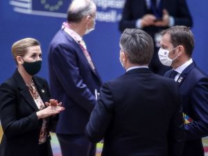 AB Liderler Zirvesi, Covid-19 gündemi ile toplandı