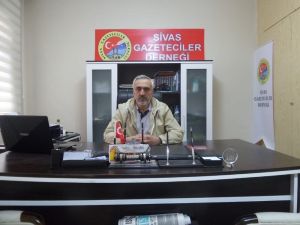 Üngör;“Gazetecilerin yıpranma hakkı basın kartına bağlanmamalı’’
