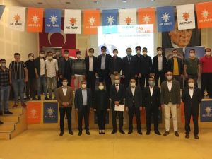 Altıntaş AK Gençlik’te yeni Başkan Ahmet Tekin