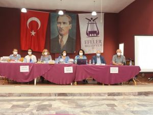 Efeler’de pazar tezgahları için kuralar çekildi