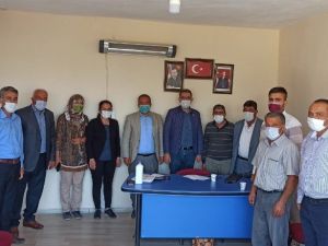 Erdoğan’ı karşılamak için AK Parti Arguvan’da toplantı düzenlendi