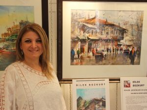 Dilek öğretmenin sergisi büyük ilgi gördü