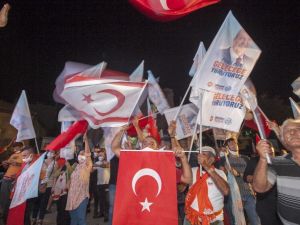 KKTC’nin yeni Cumhurbaşkanı Ersin Tatar’dan zafer konuşması