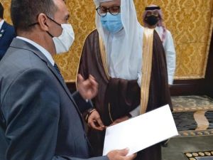 İsrail Dışişleri Bakanı Ashkenazi, Manama’da İsrail Büyükelçiliği açmak için talepte bulundu