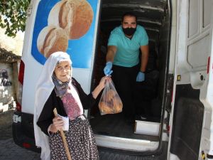 Kırsal kesimde yaşayan vatandaşlar ‘halk ekmek’ yolu gözlüyor