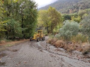 Aydın Büyükşehir Belediyesi Kuyucak’taki sele anında müdahale etti
