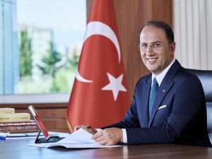 Bin 502 kişi uluslararası eğitim sertifikası aldı
