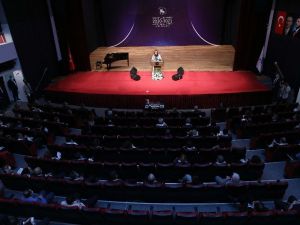 DEÜ akademik yılını Bakan Pakdemirli ile açtı