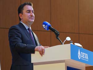 Babacan; “Gelin, bu zulme birlikte ‘artık yeter’ diyelim”