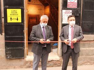 Hattat Ahmet Şemseddin Karahisari Türk İslam Sanatları Galerisi açıldı