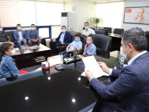 Başkan Kayalar, çocukların isteğini geri çevirmedi