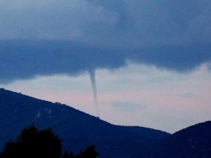 Bodrum semalarında hortum