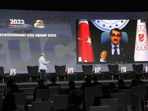 Bakan Dönmez: “Akdeniz’de doğalgaz arama çalışmalarımıza devam ediyoruz”