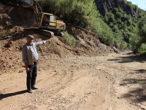 Aşağı Kayacık Muhtarı Yaşar’dan Çerçioğlu’na yol teşekkürü