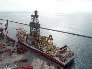 Kanuni sondaj gemisinin platform söküm çalışmaları başladı