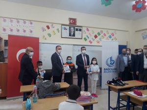 Bağcılar’da 10 bin tablet dağıtımına başlandı