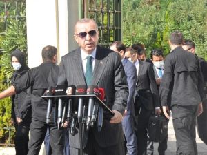 Cumhurbaşkanı Recep Tayyip Erdoğan; "S-400 testi yapıldı doğrudur, halen yapılıyor. Amerika’nın bu yaklaşımı kesinlikle bizi bağlamaz"