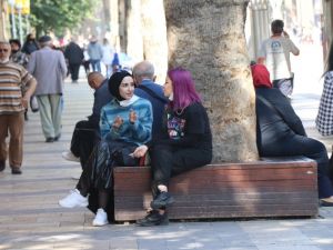 Tiryakiler Denizli’de alınan sigara yasağını dinlemiyor