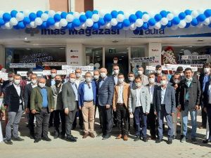 İhlas Pazarlama 80. mağazasını Tavas’ta açtı.