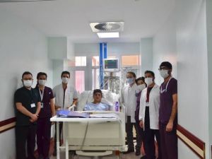 Elektrik akımına kapılan genç doktorların çabası ile ölümden döndü