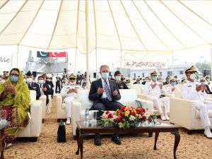 MİLGEM korvetlerinin üçüncüsü Karaçi’de törenle kızağa konuldu