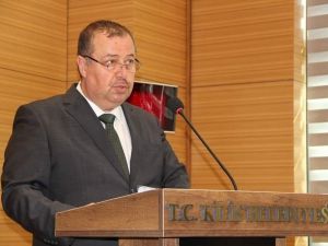 Başkan Ramazan’dan tebrik ve çiçek göndermeme ricası