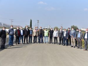 Manisa’daki 25 mahallenin 50 yıllık yol sorunu çözülüyor