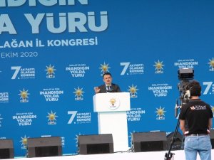 Bakan Pakdemirli’ye duygulandıran hediye