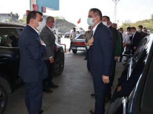 AK Parti Milletvekilleri muhtarlarla buluştu