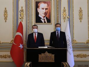 Sağlık Bakanı Fahrettin Koca, İstanbul Valiliği’nde