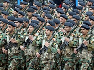 İran Devrim Muhafızları’ndan Fransa’ya tepki