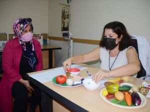 Kuşadası Belediyesi’nin diyetisyen hizmetinden bir yılda 1055 kişi faydalandı